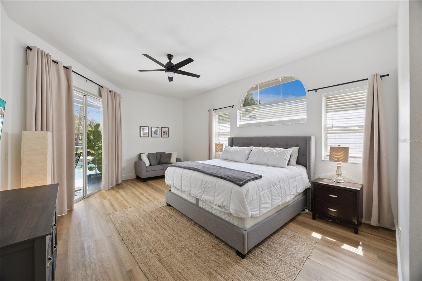 PLANTATION GROVE WEST - Residential