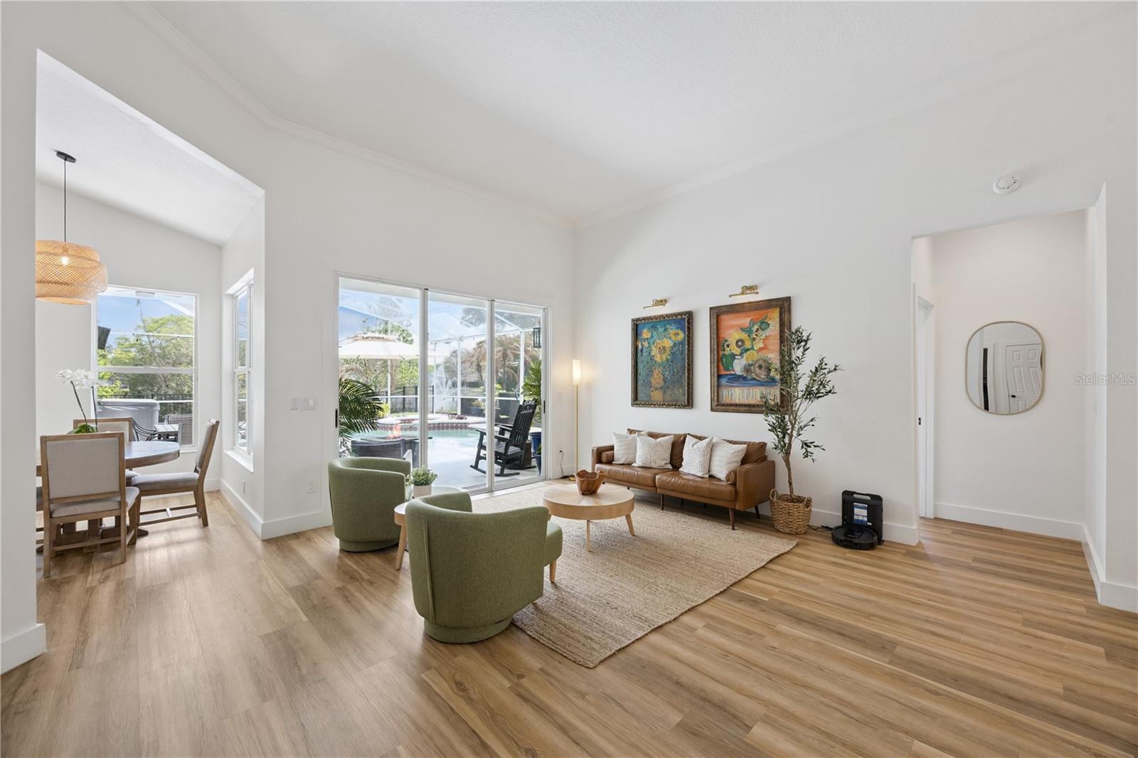 PLANTATION GROVE WEST - Residential