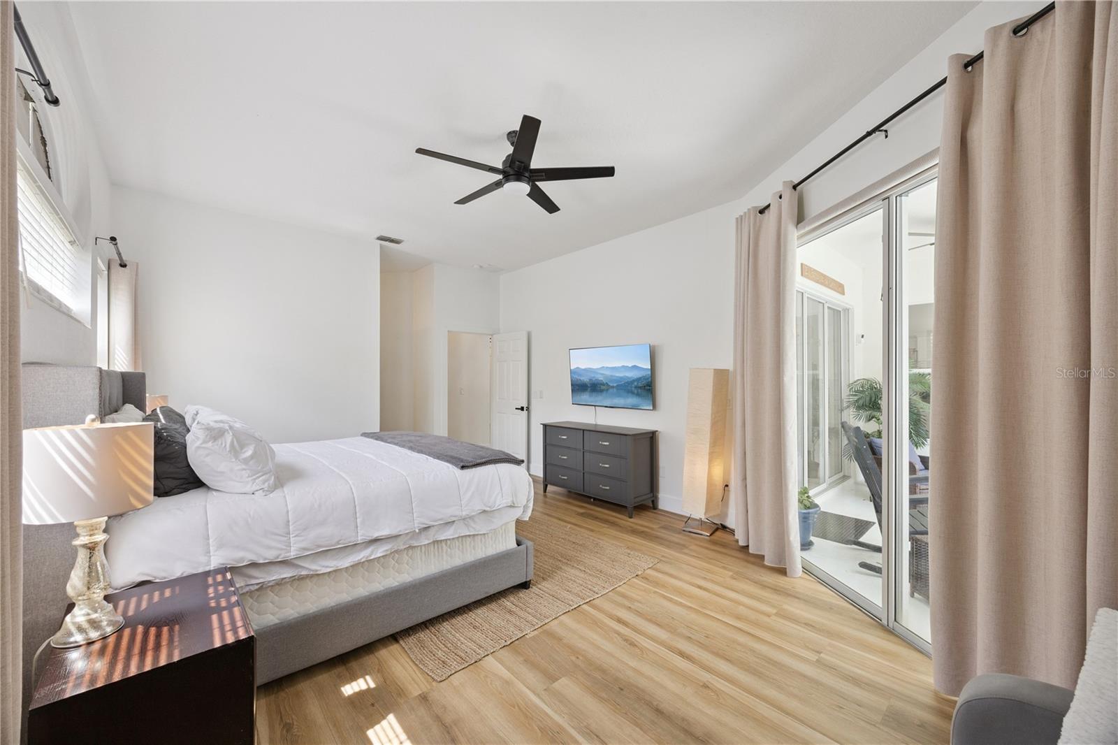 PLANTATION GROVE WEST - Residential