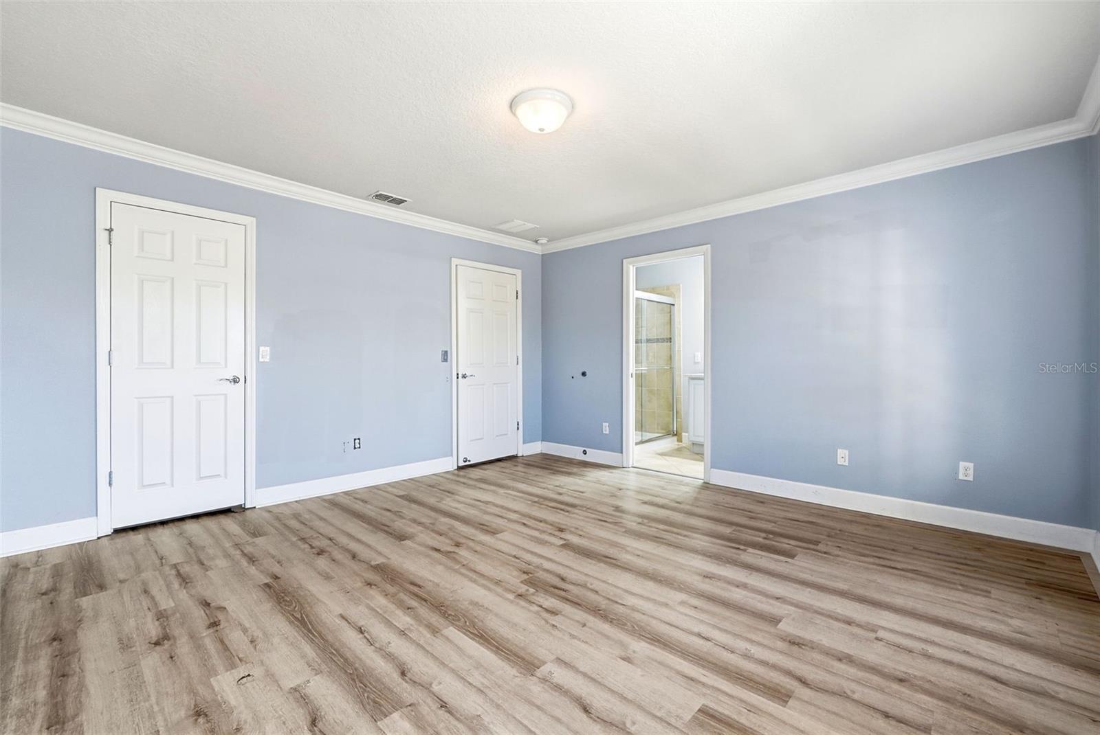 VILLAGEWALK/LK NONAD - Residential Lease