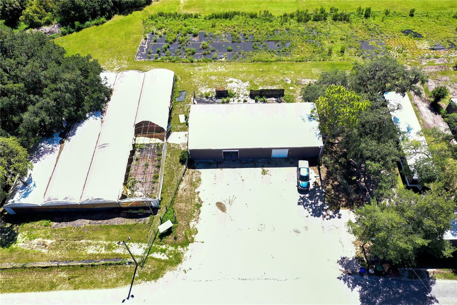 Photo 4 of 22 of 2553 VALERIE AVENUE mobile home