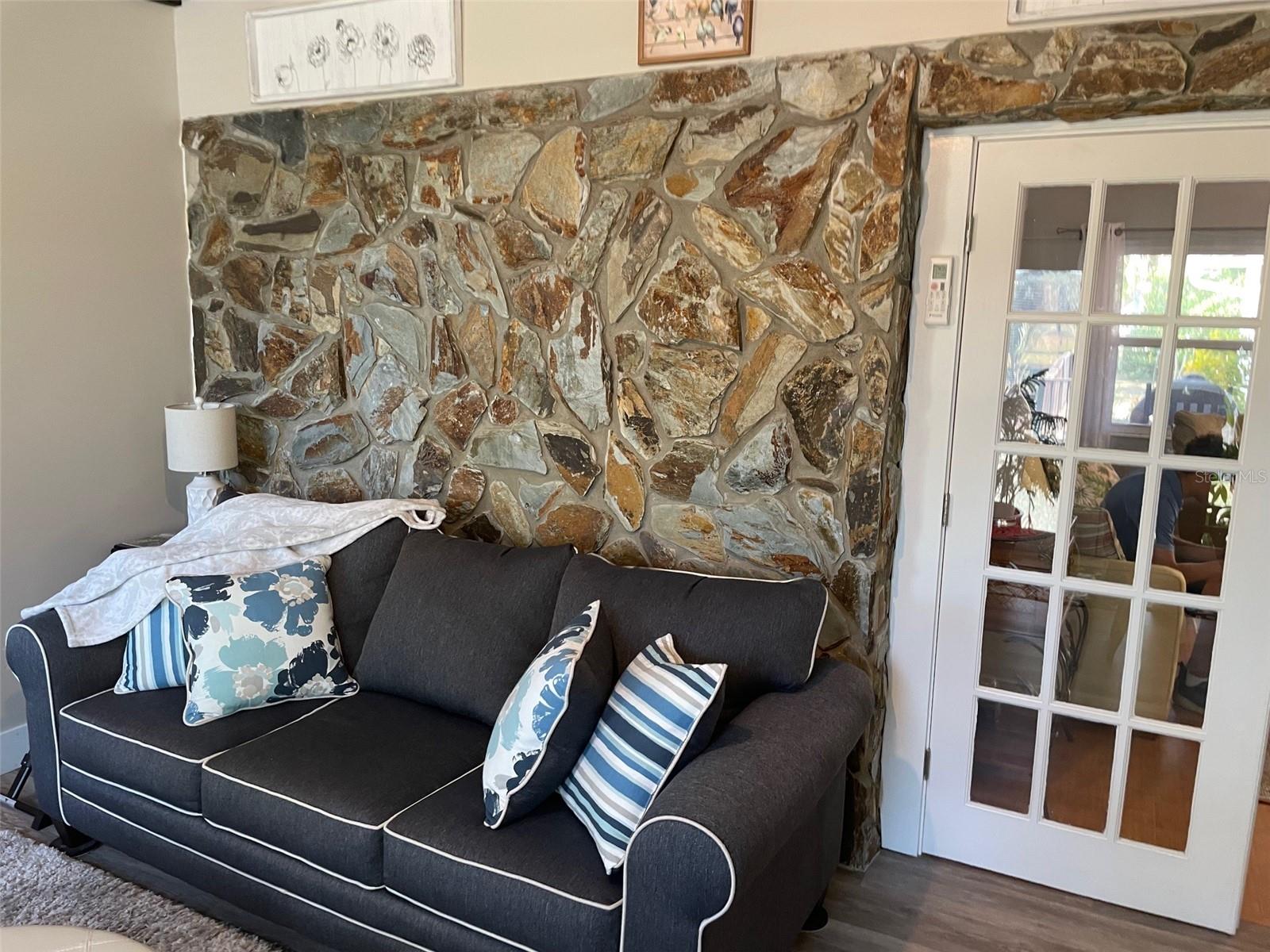 RAINBOW LAKES ESTATES - Residential