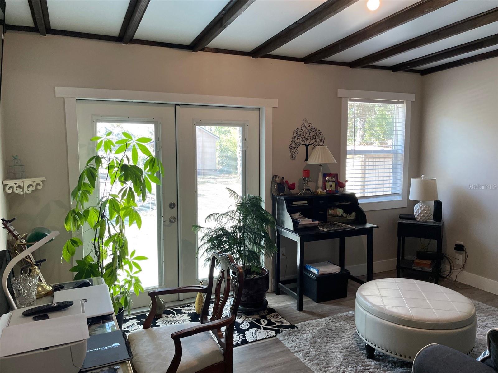 RAINBOW LAKES ESTATES - Residential