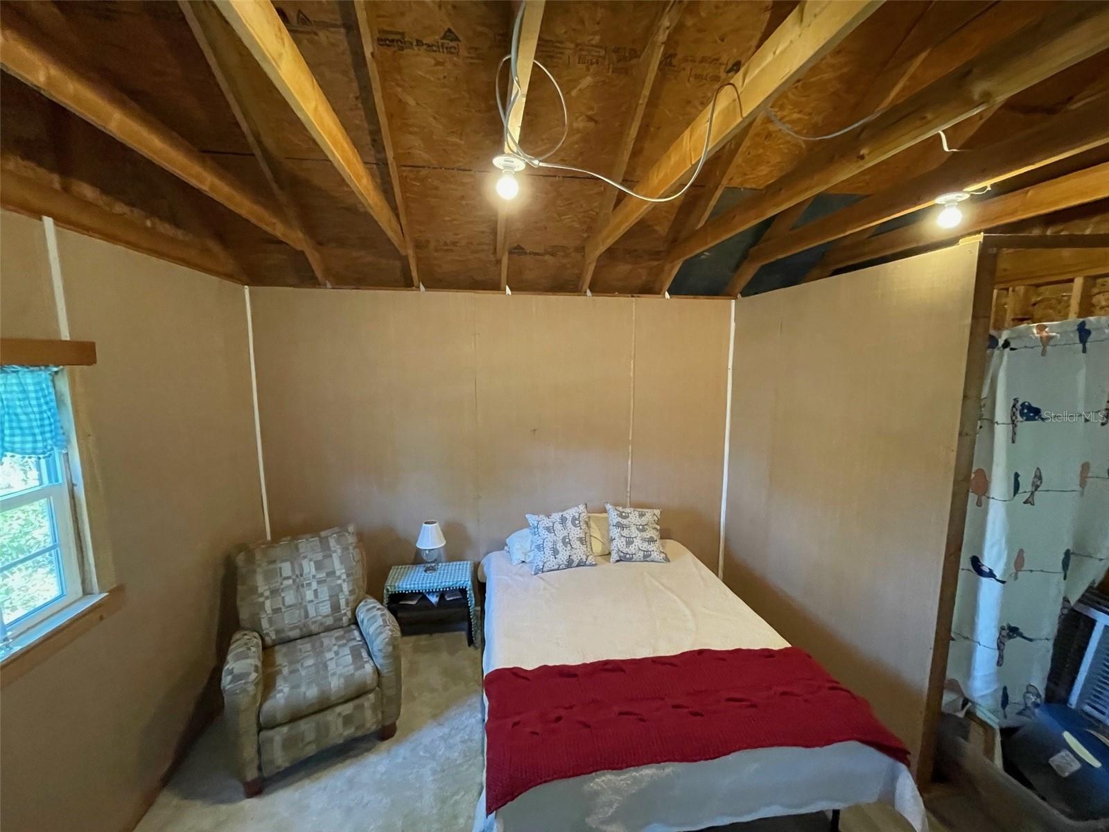 RAINBOW LAKES ESTATES - Residential