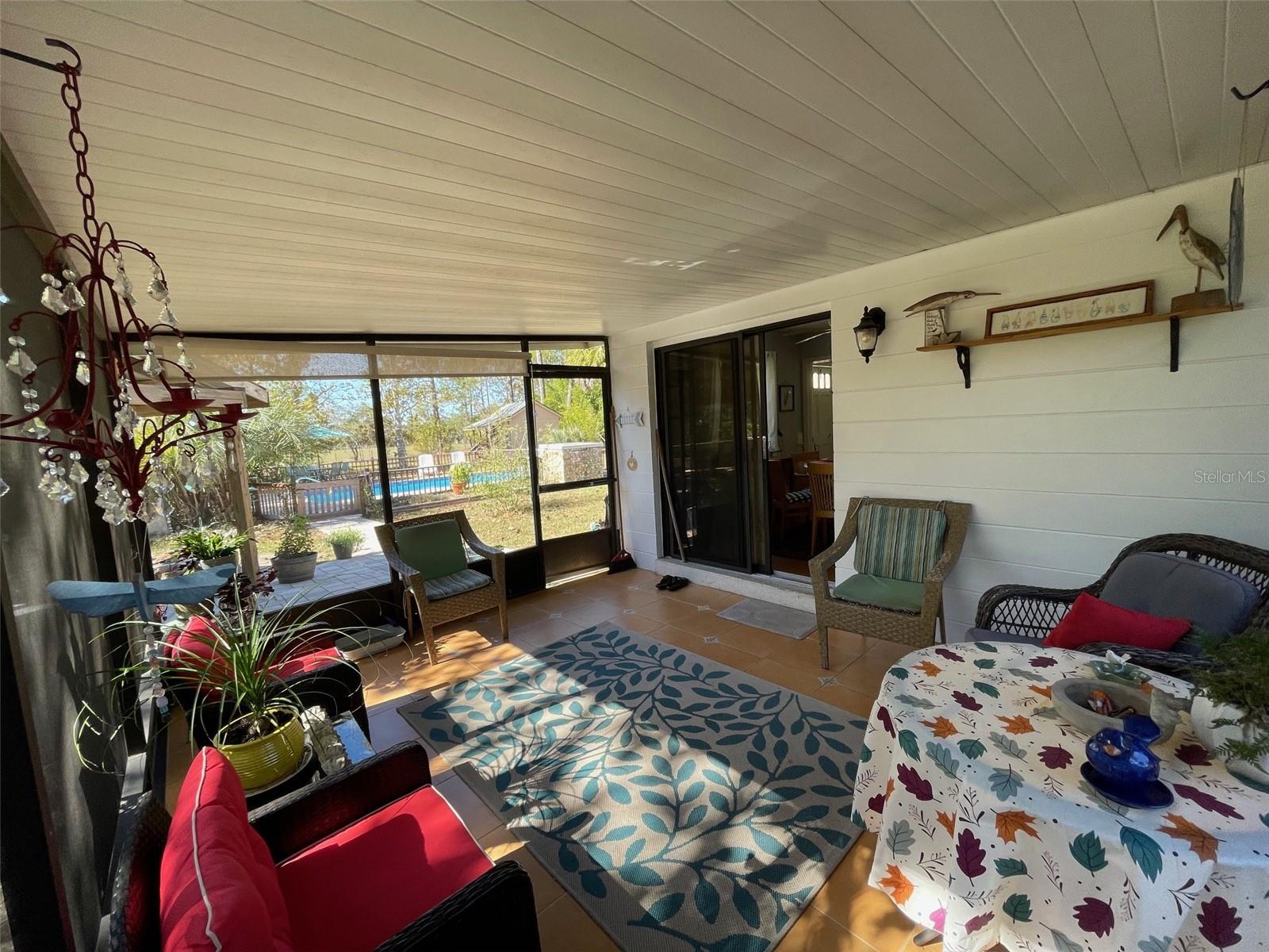 RAINBOW LAKES ESTATES - Residential