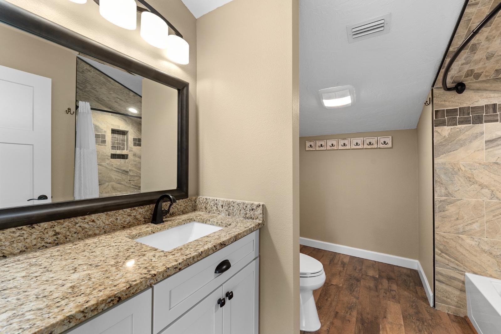 THE WATERWAY PH I - Residential