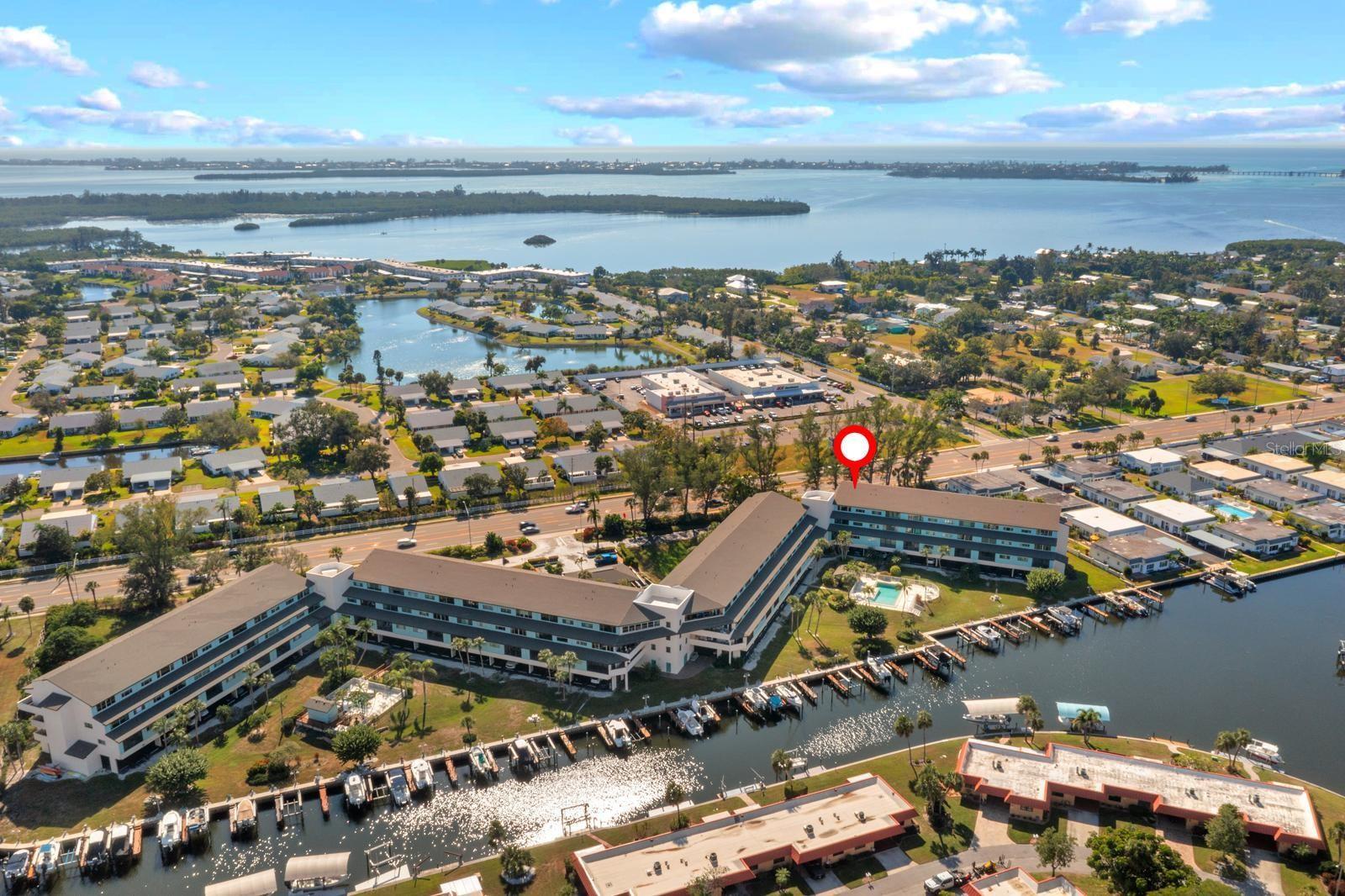 THE WATERWAY PH I - Residential