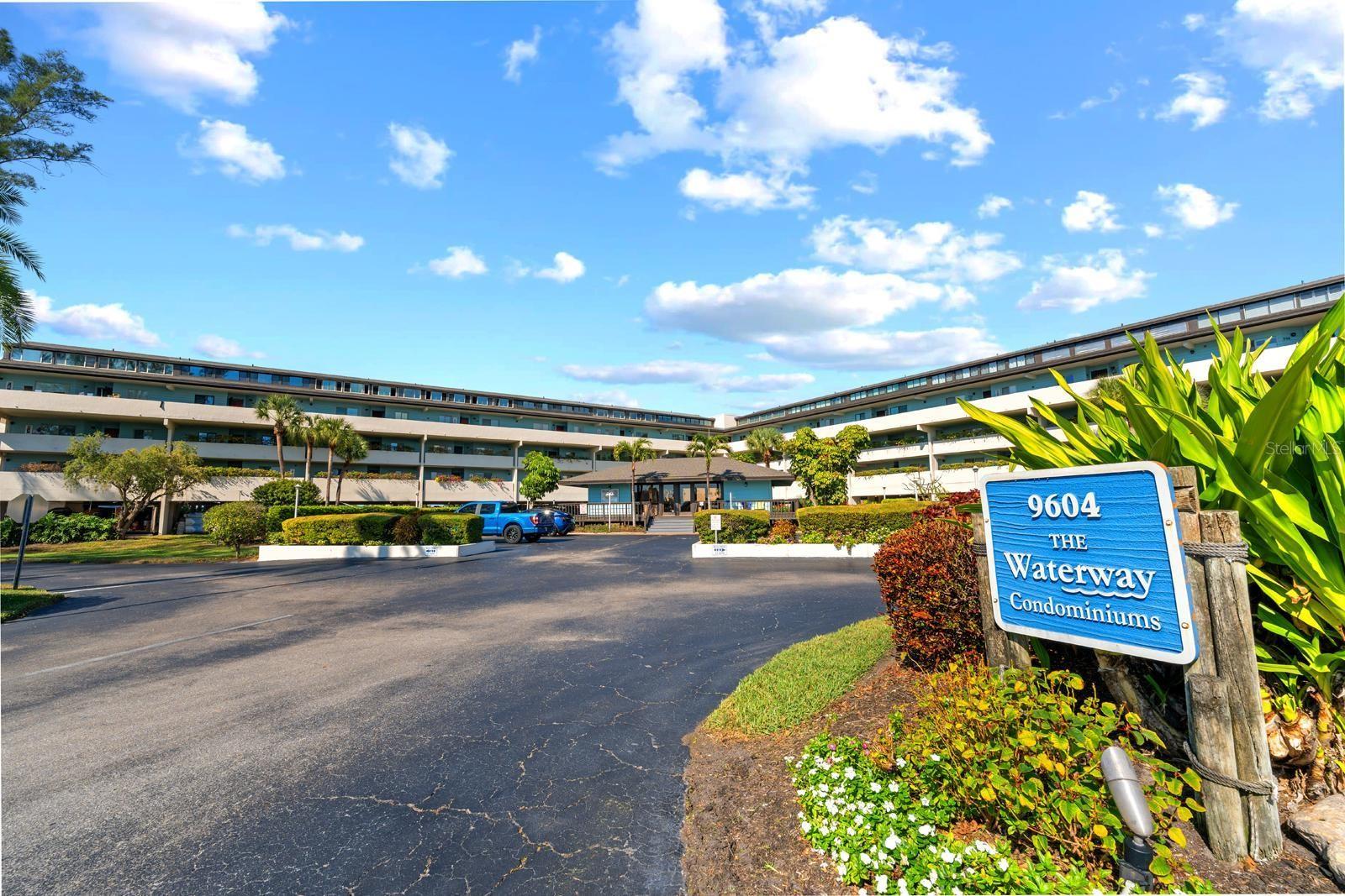 THE WATERWAY PH I - Residential