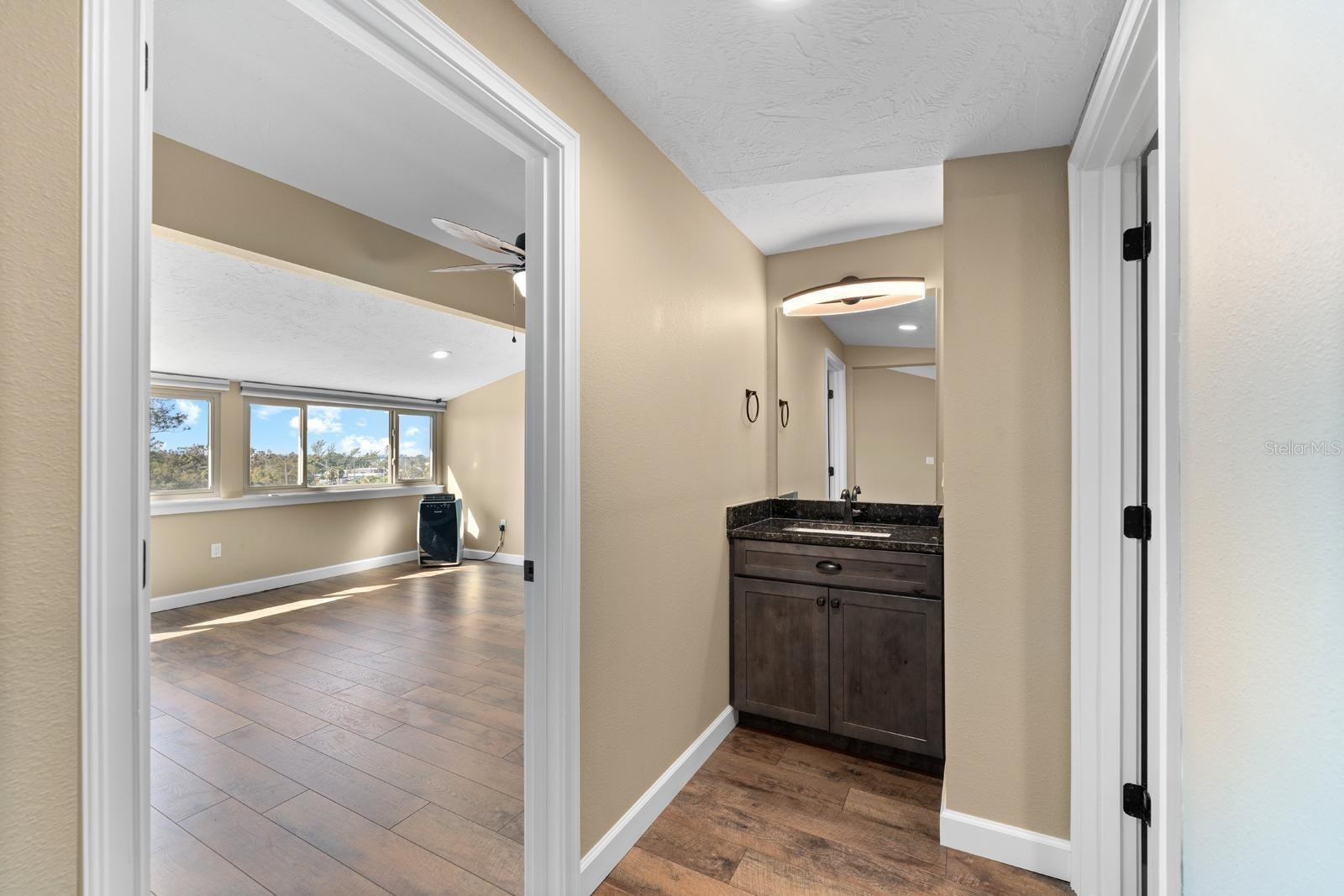 THE WATERWAY PH I - Residential