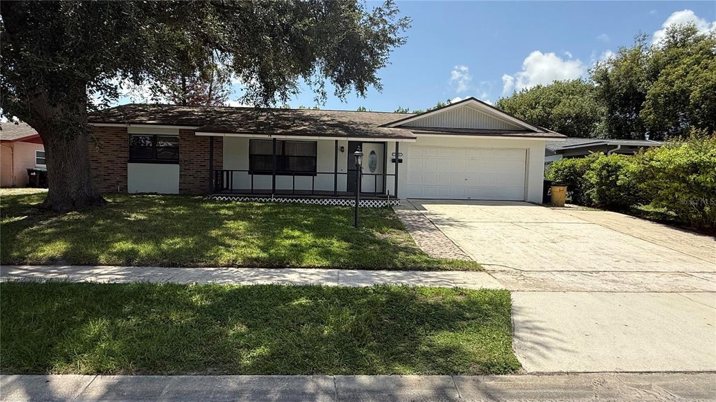 Photo of 10630 Eastview Drive, Orlando, FL 32825 (MLS # O6427259)