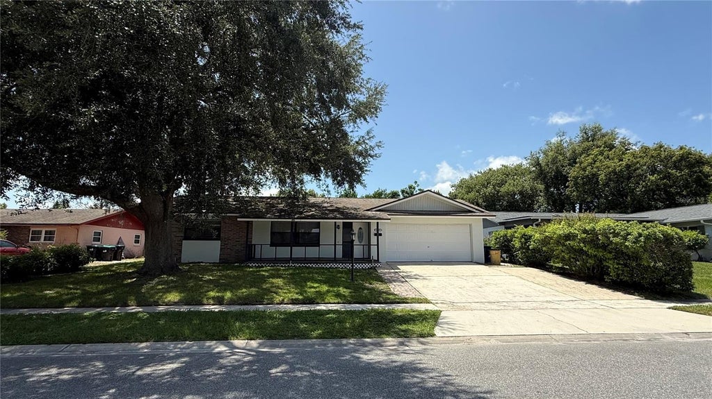 Photo of 10630 Eastview Drive, Orlando, FL 32825 (MLS # O6427259)