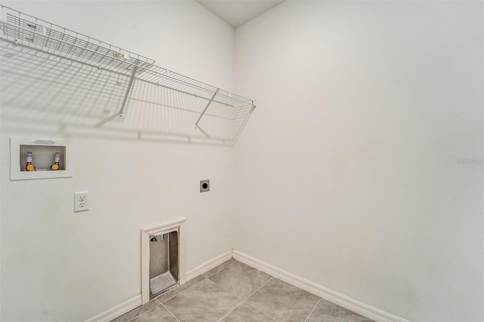 LINKS/CALUSA SPGS - Residential