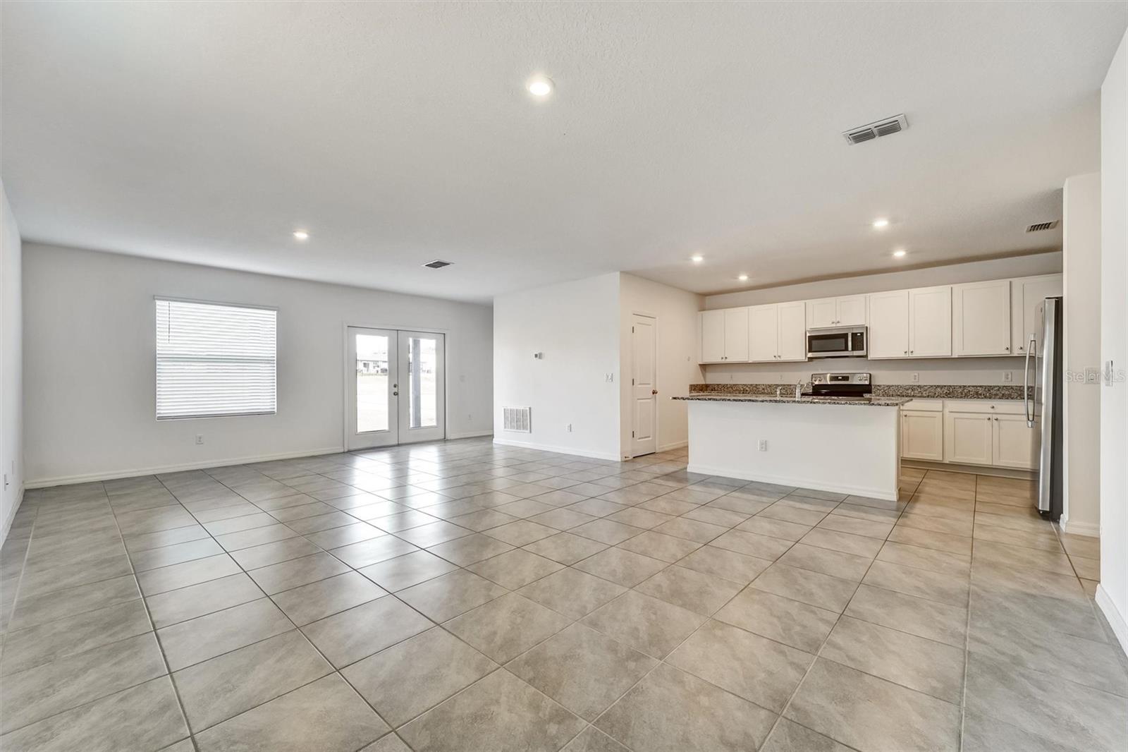 LINKS/CALUSA SPGS - Residential