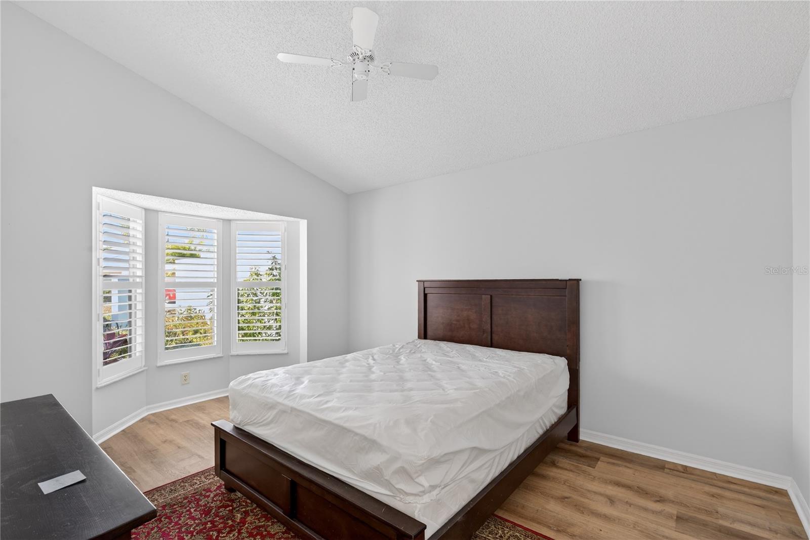 HARRINGTON LAKE - Residential