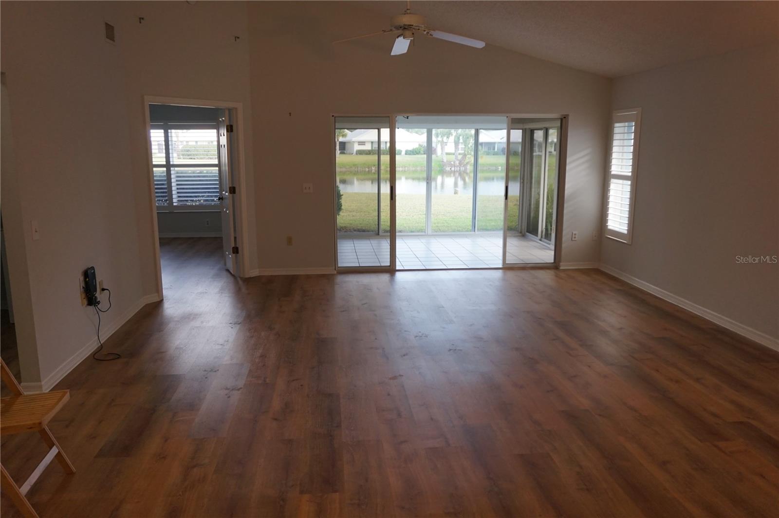 HARRINGTON LAKE - Residential