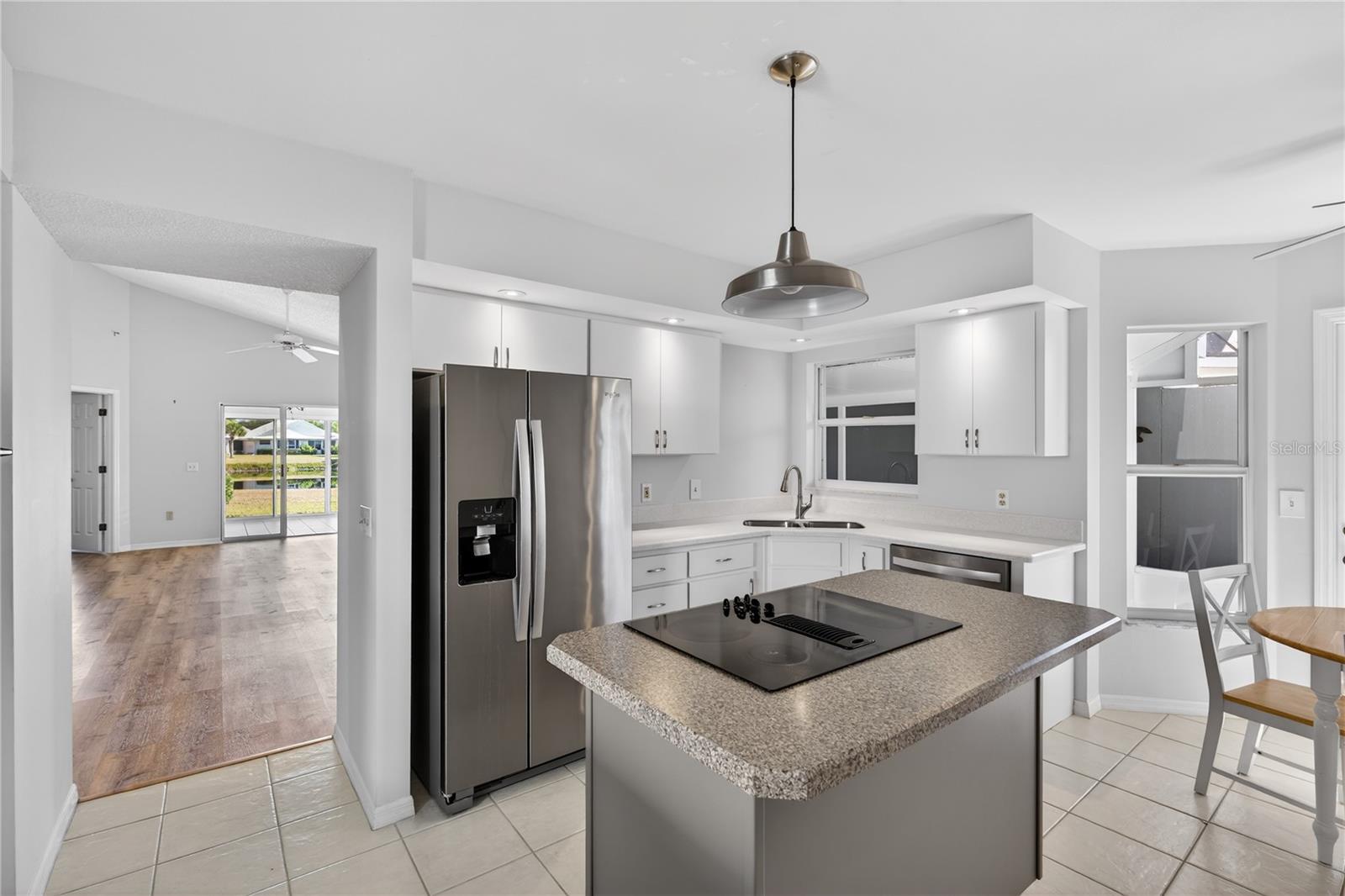 HARRINGTON LAKE - Residential