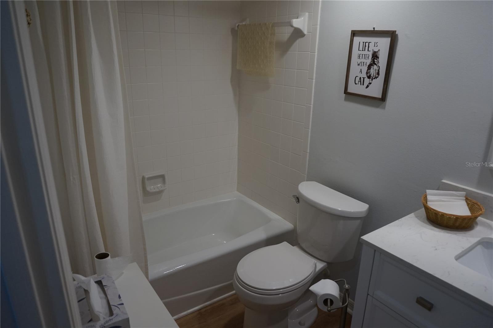 HARRINGTON LAKE - Residential