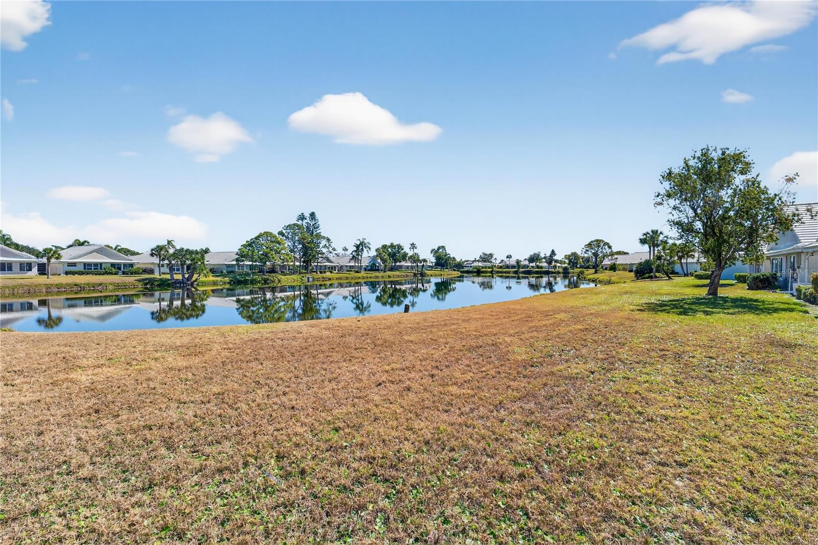 HARRINGTON LAKE - Residential
