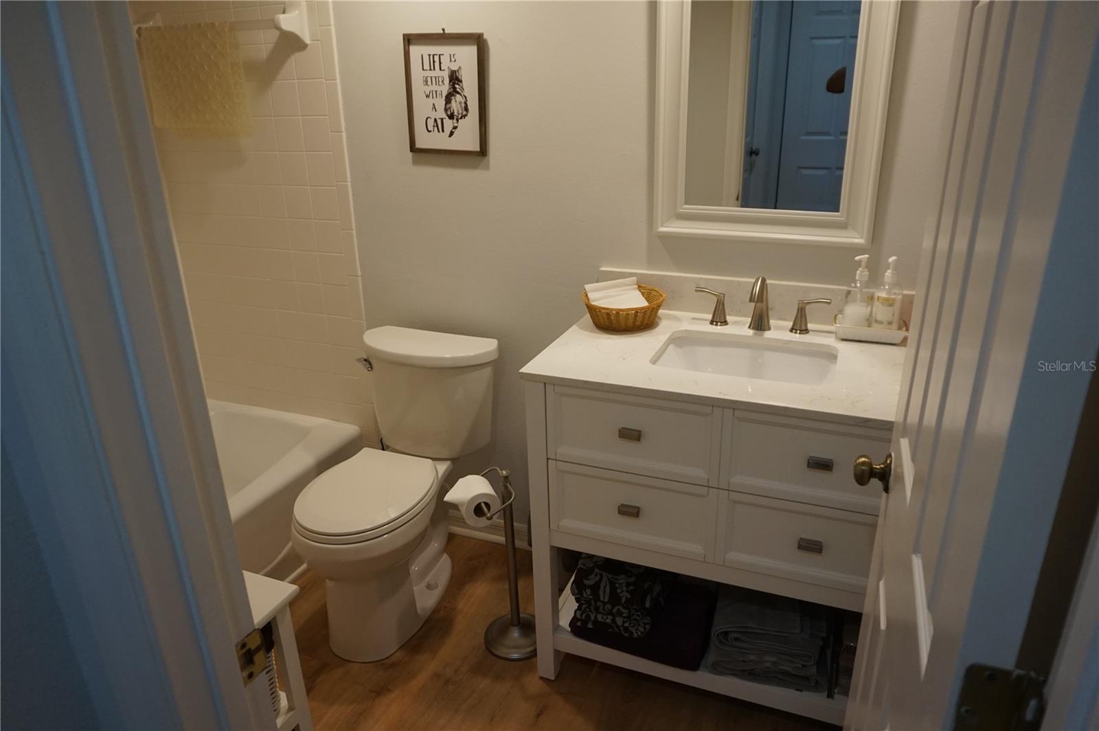 HARRINGTON LAKE - Residential