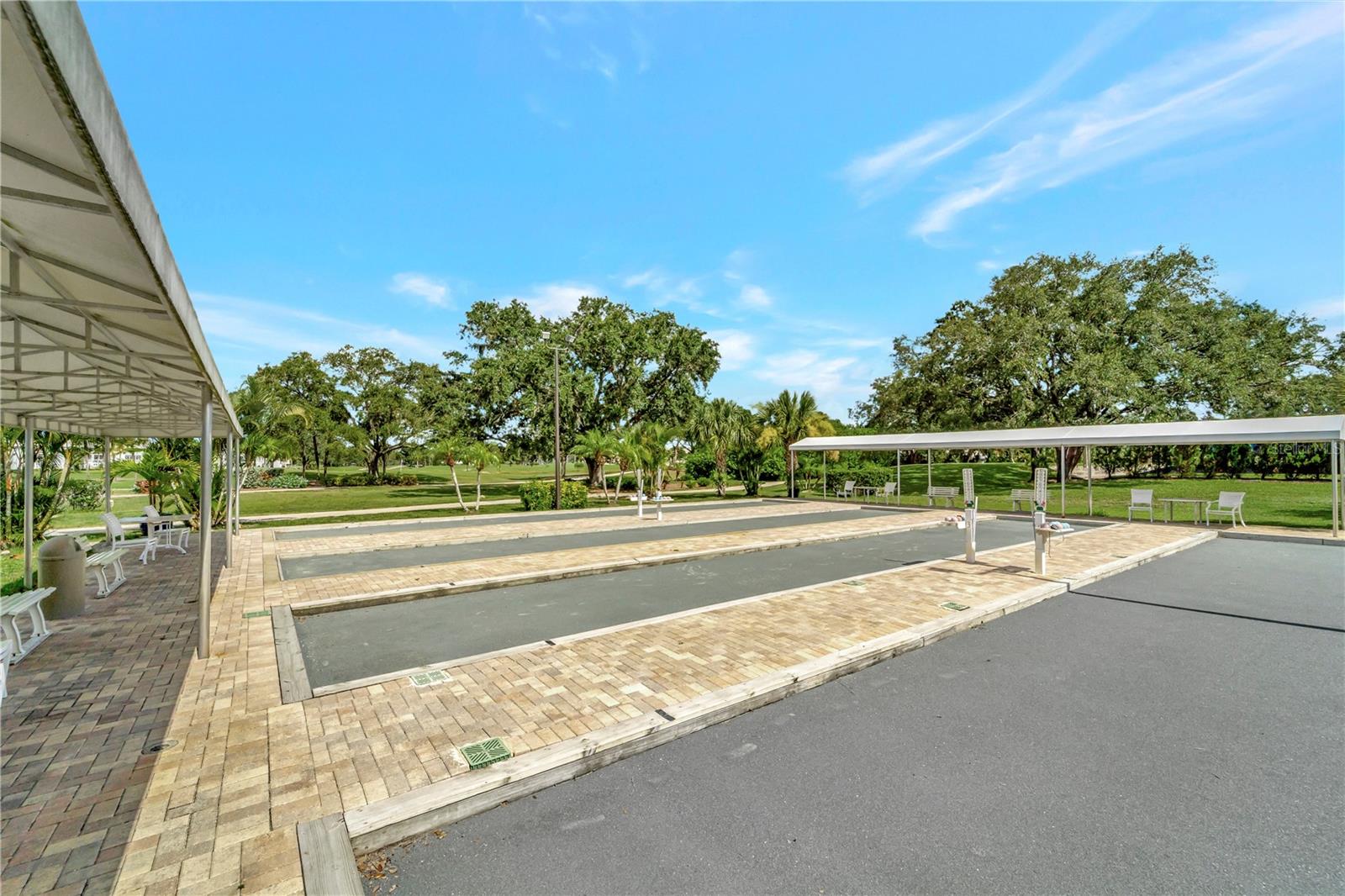 HARRINGTON LAKE - Residential