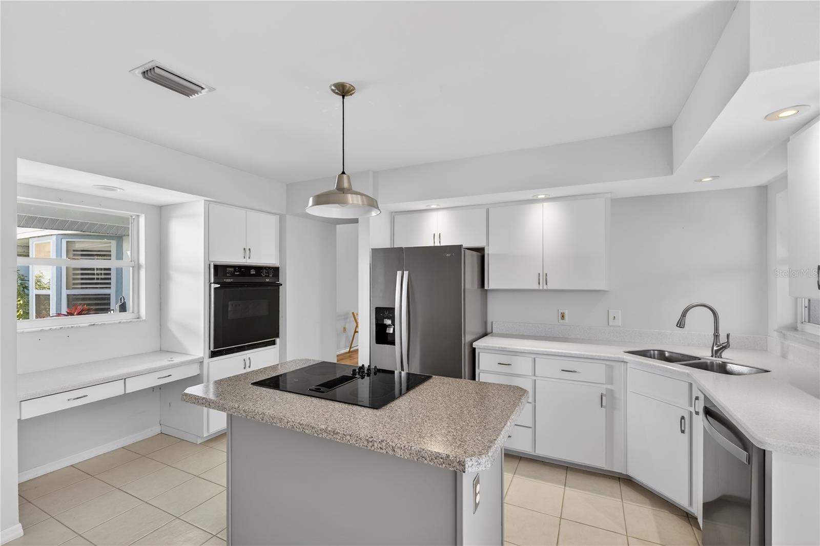 HARRINGTON LAKE - Residential