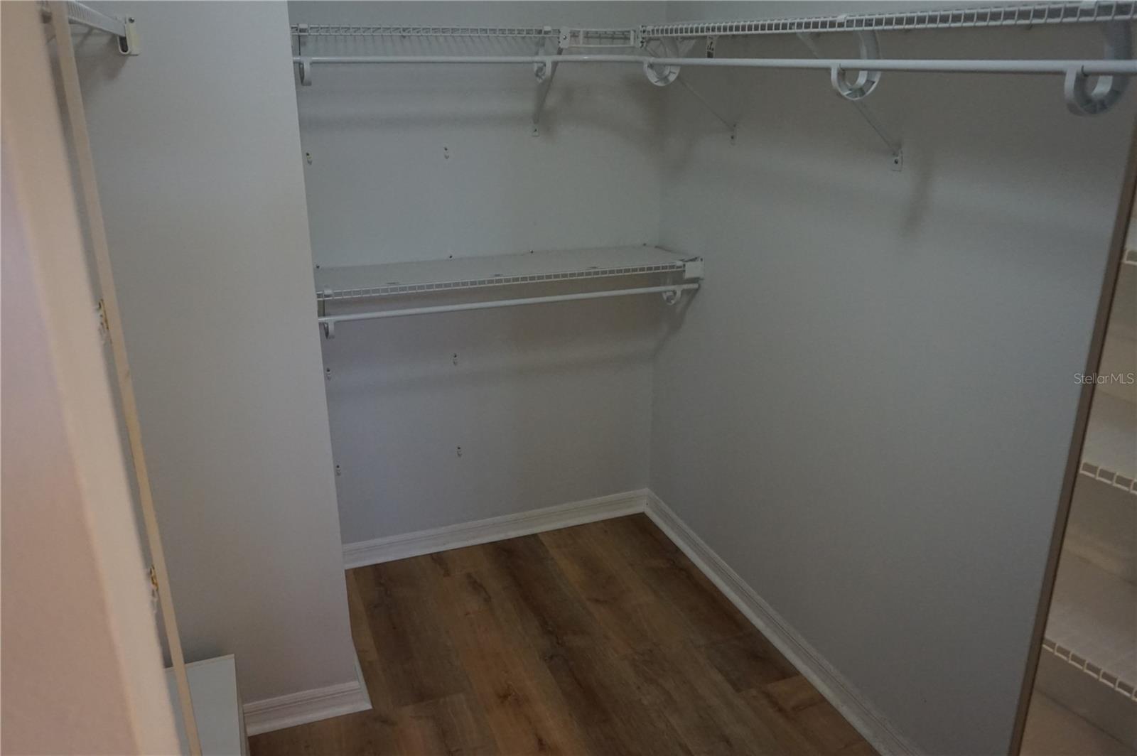 HARRINGTON LAKE - Residential