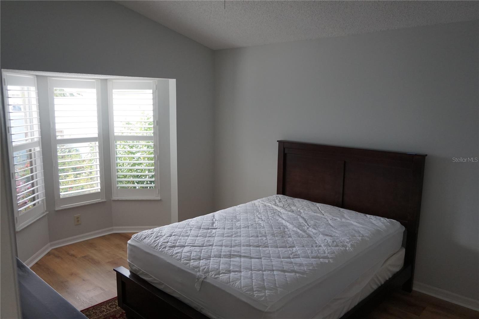 HARRINGTON LAKE - Residential