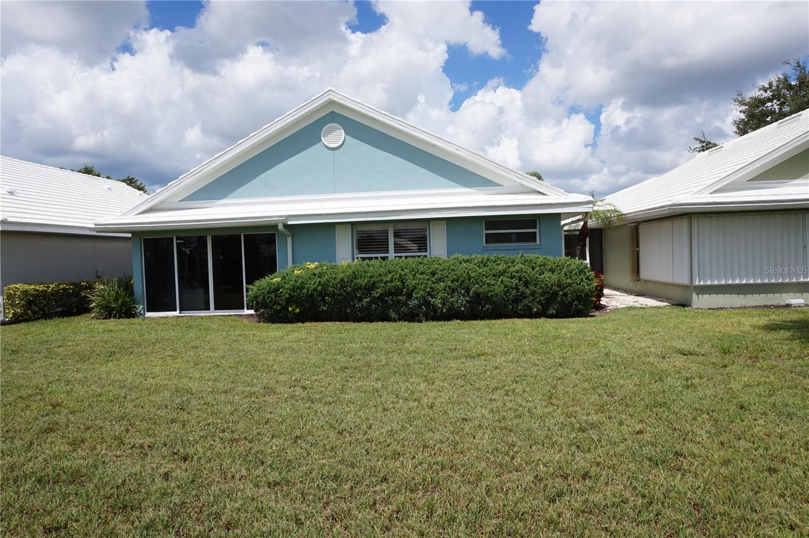 HARRINGTON LAKE - Residential