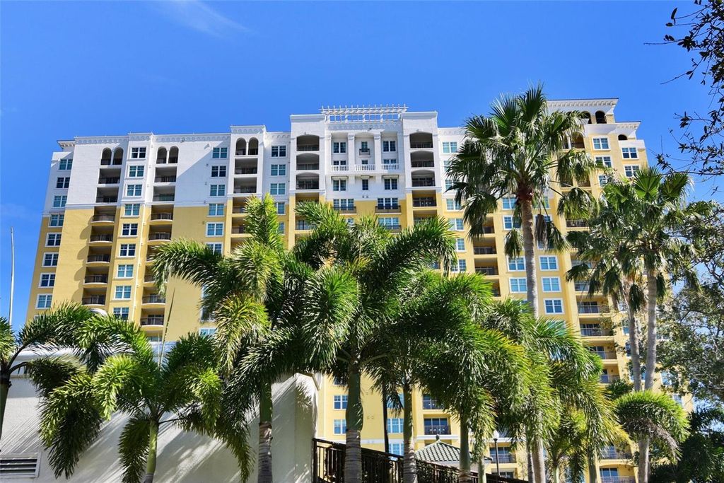 Photo of 345 Bayshore Boulevard #1701, Tampa, FL 33606 (MLS # TB8457346)