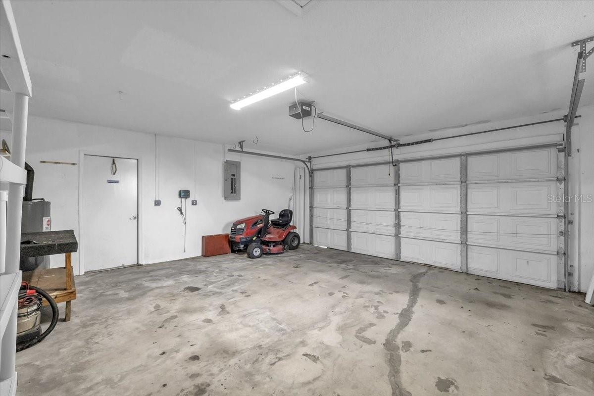 ROTONDA WEST BROADMOOR - Residential