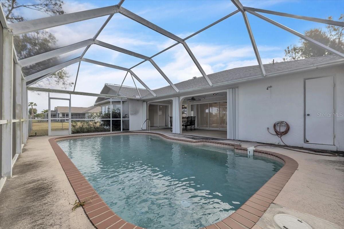 ROTONDA WEST BROADMOOR - Residential