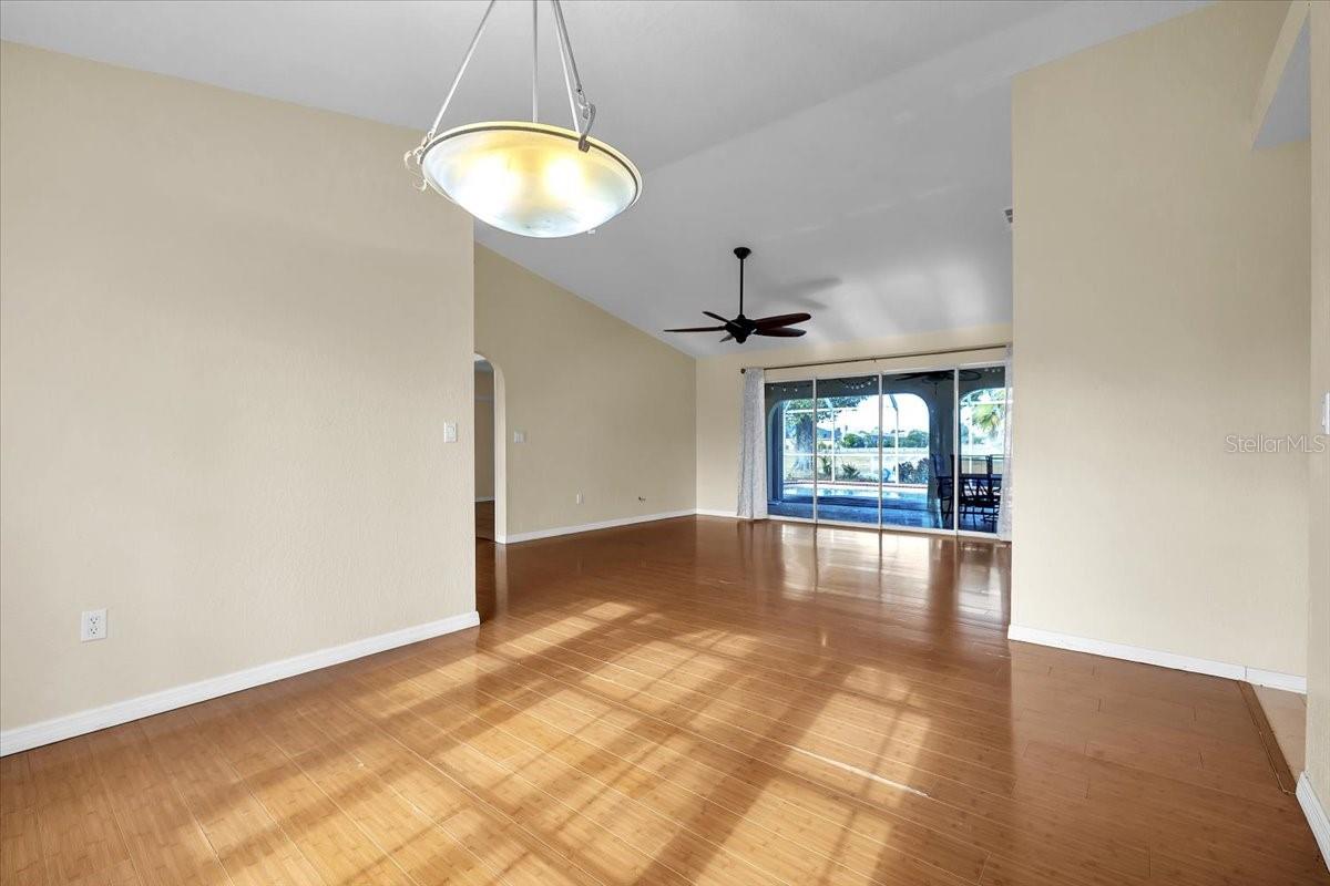 ROTONDA WEST BROADMOOR - Residential