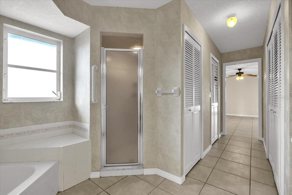 ROTONDA WEST BROADMOOR - Residential