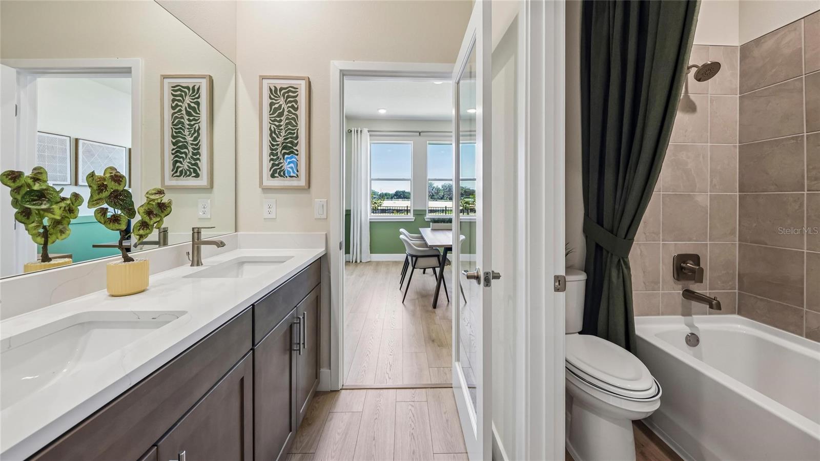 BUCHANAN TRAILS - Residential