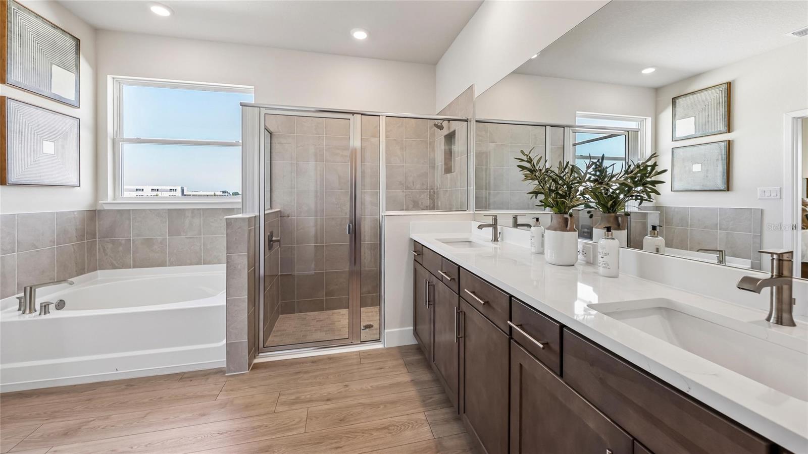 BUCHANAN TRAILS - Residential