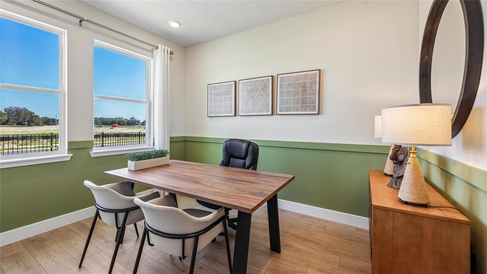 BUCHANAN TRAILS - Residential