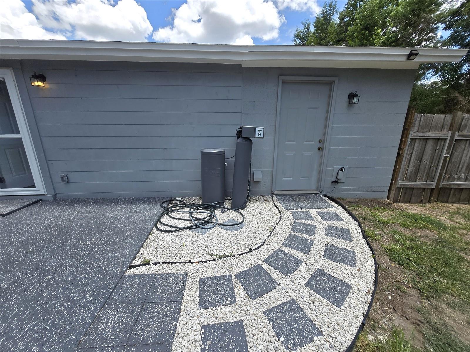 UNPLATTED - Residential