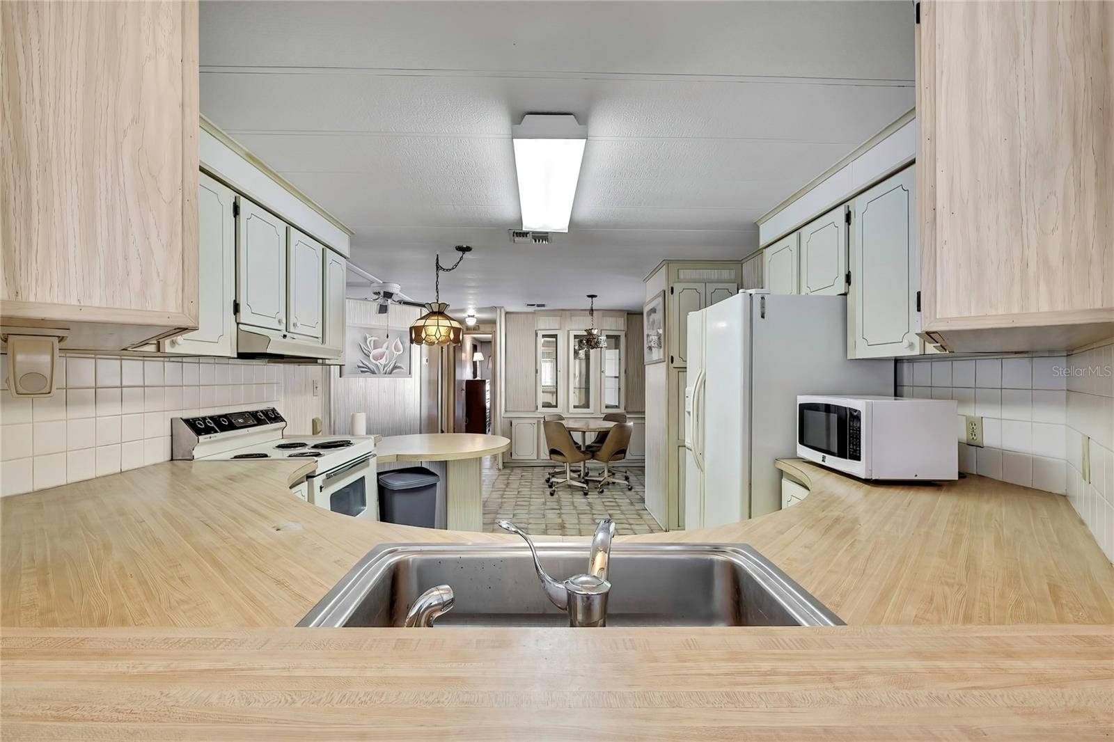 TANGLEWOOD MOBILE VILLAGE - Residential