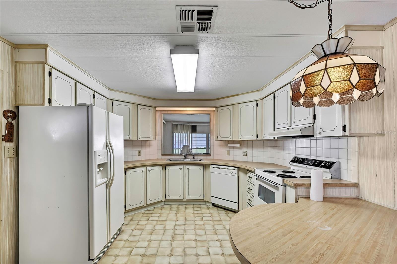 TANGLEWOOD MOBILE VILLAGE - Residential