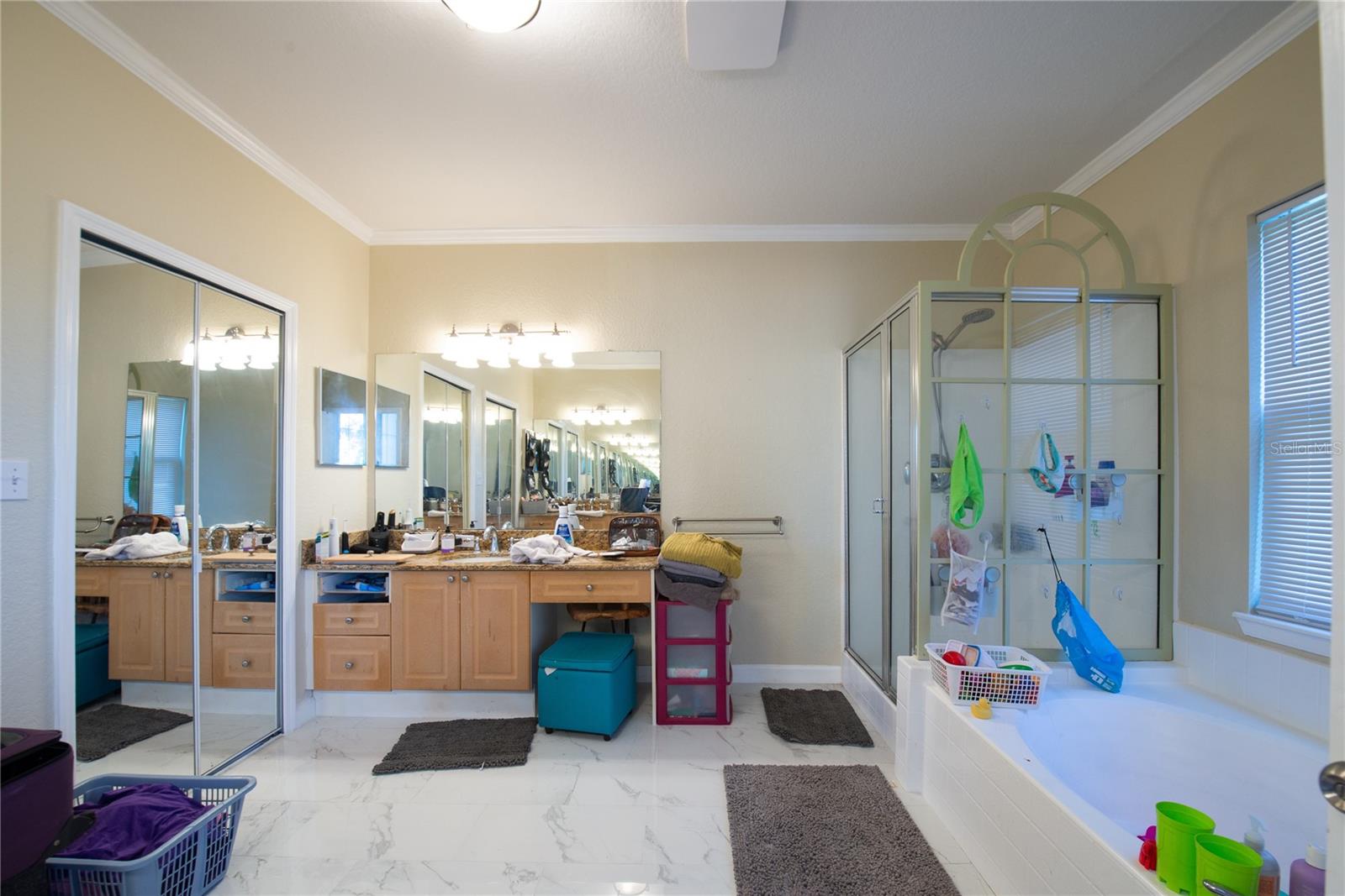 GRAND BELLAGIO AT BAYWATCH CONDO THE - Residential