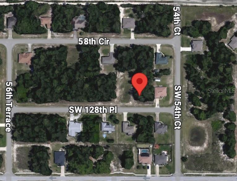 Build your perfect home on this 0.25-acre lot in Ocala, FL!
Located less than 30 minutes from The Villages, you'll enjoy the convenience of nearby amenities while surrounded by natural beauty.
Key Features:
Close proximity to The Villages' golf courses, recreation centers, and shopping
Easy access to Ocala National Forest and nearby lakes
Convenient location near healthcare facilities and airports
Perfect spot to build your dream home
Don't miss out on this opportunity!