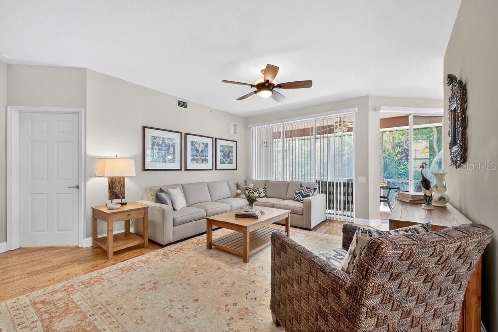 COACHMAN RESERVE CONDO - Residential