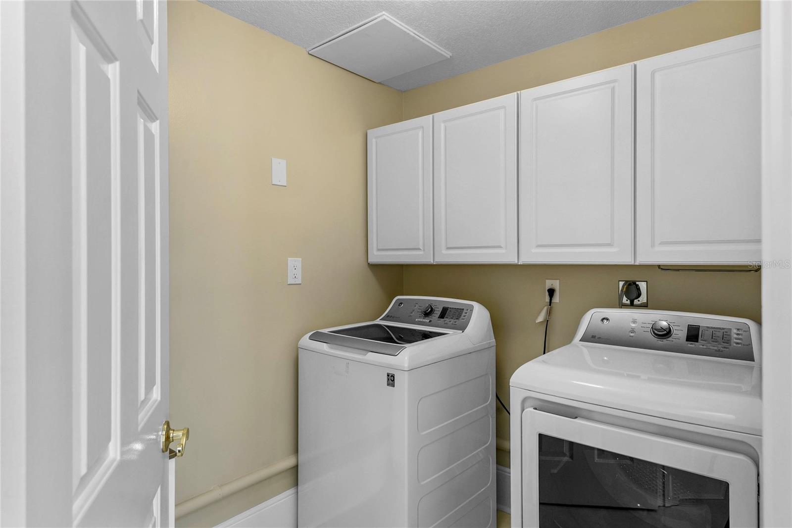 RENAISSANCE AT LAKE IVANHOE CONDO - Residential