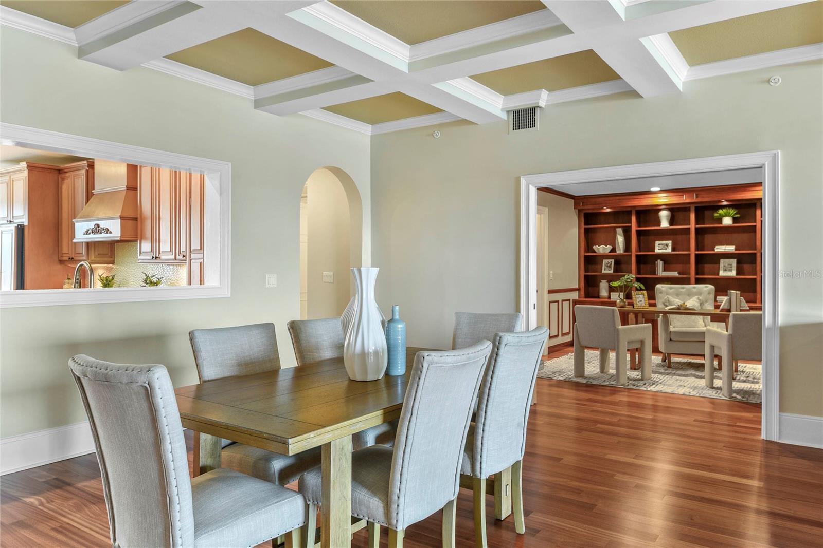 RENAISSANCE AT LAKE IVANHOE CONDO - Residential