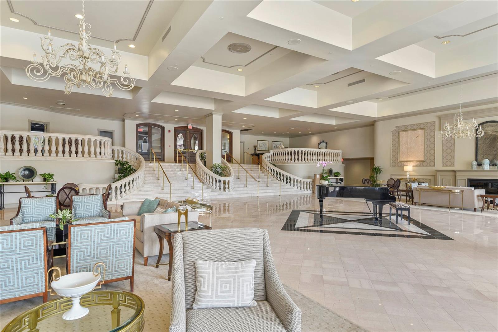 RENAISSANCE AT LAKE IVANHOE CONDO - Residential