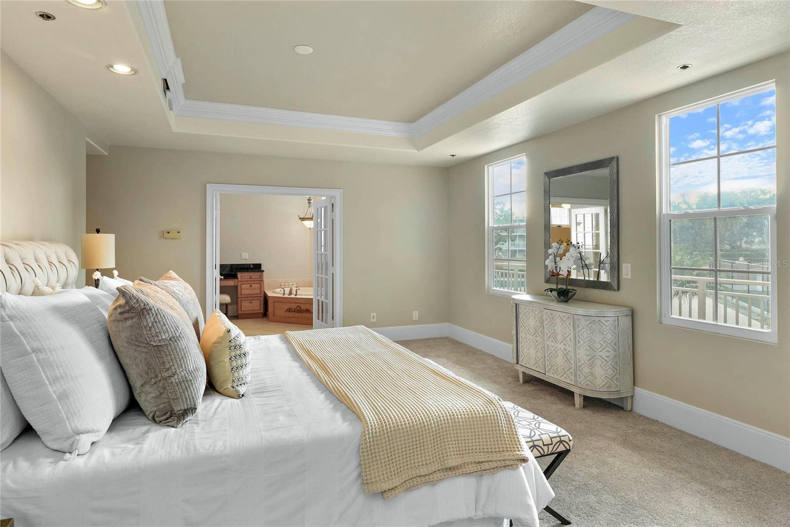 RENAISSANCE AT LAKE IVANHOE CONDO - Residential