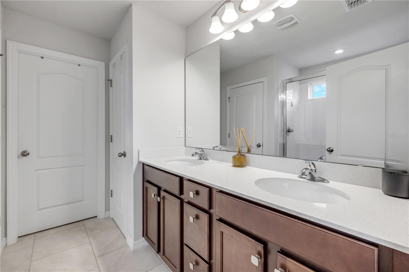 VICTORIA TRLS NORTHWEST 7 PH 2 - Residential