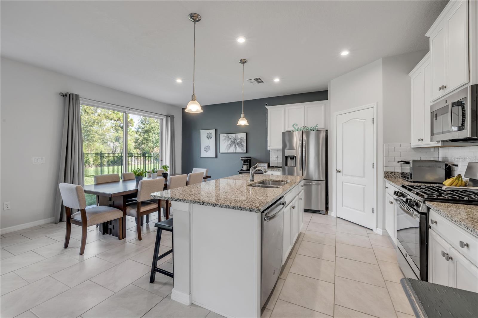 VICTORIA TRLS NORTHWEST 7 PH 2 - Residential