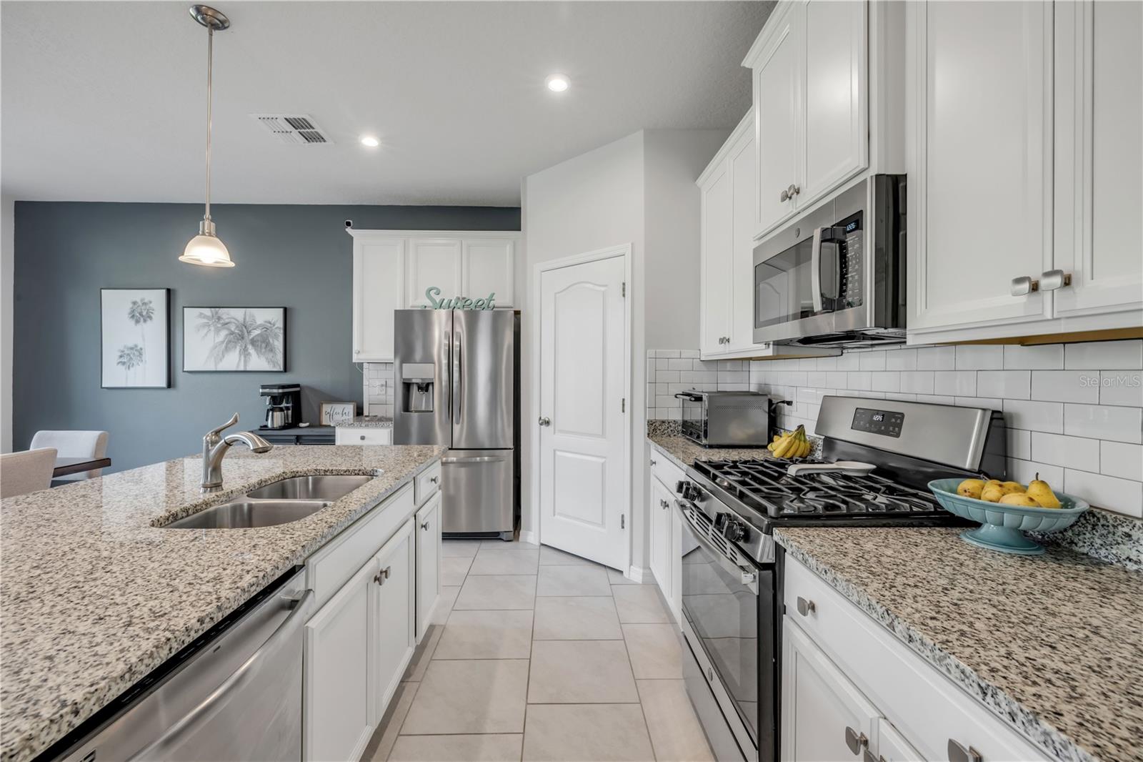 VICTORIA TRLS NORTHWEST 7 PH 2 - Residential