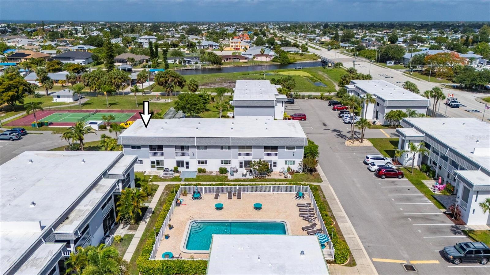 EDGEWATER VILLAGE BLDG E - Residential